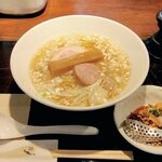 らーめん 鉢ノ葦葉 - 中華そば 煮干と豚