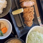 こだわりとんかつあぢま ひたちなか本店 - 