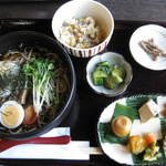 あらい - 料理写真:ごまとろろのそばセット