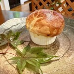 ルヴェール - ◉ 帆立貝とキノコのココットパイ包み焼き