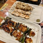 鳥貴族 - もも貴族焼(たれ)、三角（ぼんじり）、かわ塩