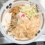 中華そば みたか - ワンタンメン油そば（麺軽）　半熟卵付き