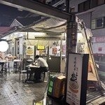 芳醇煮干 麺屋 樹 - 外観（強い雨が降ったからか空いてた）