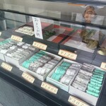 峯月堂 - ディスプレイ②