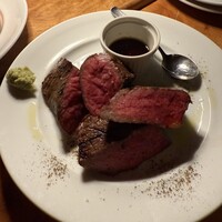 カルネジーオ イースト - 