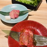 焼肉すだく 鹿児島中央駅店 - 近江牛赤身ロースと上カルビ