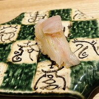 築地青空三代目 本店 - 平目の昆布じめ えんがわのせ