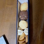 お菓子の菓苗 - 