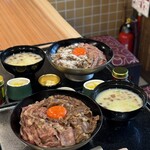 和牛専門 牛めし 前田優 - 