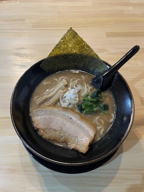 麺's club 酒池肉林 八丈島本店 - 八丈島/ラーメン | 食べログ