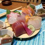和食バル 音音 - 刺身盛り合わせ（2人前）