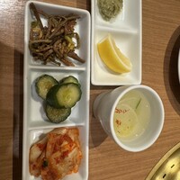 天壇 赤坂店 - 前菜、水キムチ