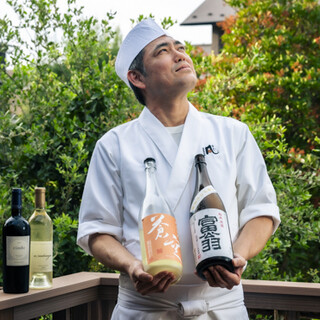 ワインと日本酒の品揃えに自信あり。四季折々の一杯を愉しんで