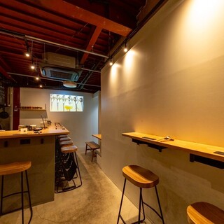 お一人様からお集まりまで歓迎。昔ながらの趣を感じる温かな空間