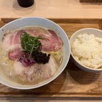 make noodle かしぐ - 