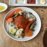 Farm to Me Restaurant - 温野菜と半熟卵の巣ごもり風