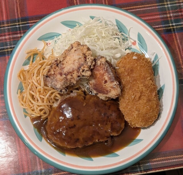 Kitchen Seven Machi no Hamburger steak Yasan Otsuka Ten