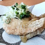 天風 - サーモンハラス揚