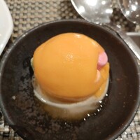 ロビーラウンジ 「マーブルラウンジ」 ヒルトン東京 - これはマシュマロ入れてもらったオレンジシャーベット
