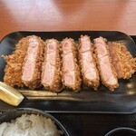 とんかつとカツカレーの店 キセキ食堂 - ほろほろ柔らか〜