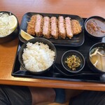 とんかつとカツカレーの店 キセキ食堂 - 特上かつ御膳