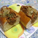 阪急ベーカリー香房 - 料理写真:焼きそばコッペ