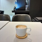BASE CAFE&LOUNGE - 