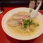 揚子江ラーメン 名門 - ワンタン麺