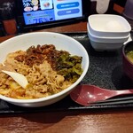 吉野家 - 牛魯肉飯　温玉なし　最初はそのまま、温玉を載せて混ぜる