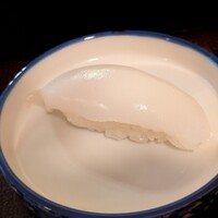 江戸前鮨 なか田 - まずはイカからいかが？