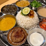 スパイス料理ナッラマナム - 