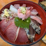 味処あさみ - 【2025/9】海鮮丼(近景2)