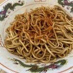 ラーメンにっこう - チリパウダー投入