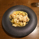 ELMO - 赤海老とキノコ