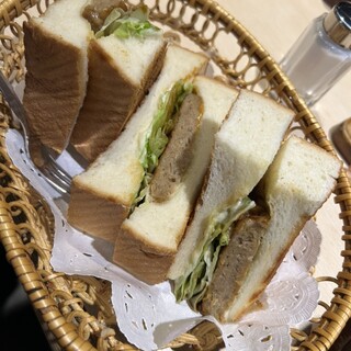 喫茶 八根有羅_1