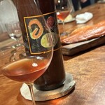 レストラン ナズ - サーモンにいつものやつ