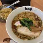 越後秘蔵麺 無尽蔵 - 料理写真:長岡醤油ラーメン　ランチA