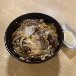 エゾシカ丼（鹿とじ丼）