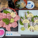 ばんや - 【2025/9】上まぐろ丼+イワシ刺身