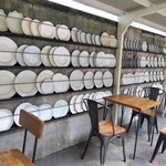 B室 - お皿、どのぐらいあるのでしょう（笑）