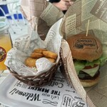 淡路島バーガー 俺の駅 - 