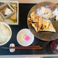 高ようじ みなとみらい - お味噌汁がお代わりできるとのこと