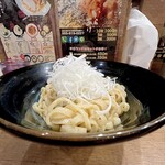 鶏専門 らーめん銀 - 焼煮干し鶏白湯つけ麺　1,000円
      　　〜香ばしい焼湯〜
      　　（水曜日限定）