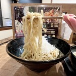 鶏専門 らーめん銀 - 焼煮干し鶏白湯つけ麺　1,000円
      　　〜香ばしい焼湯〜
      　　（水曜日限定）