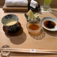 鮓 村瀬 - 梅干の入った冷たい茶碗蒸し