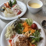 Nine Doors Restaurant&Grill - 