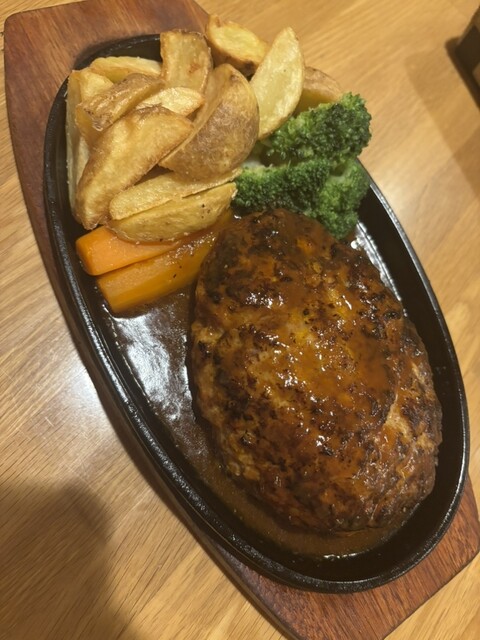 洋食屋ギャロップ - 運動公園前（ハンバーグ）の写真