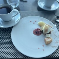 Prime42 steakhouse & sky bar - 