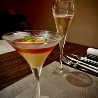 KAZAN - シャンパンを一杯いった