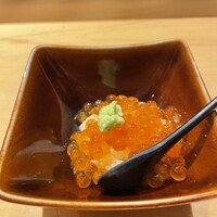 SUSHI TOKYO TEN、 新宿店 - いくら
